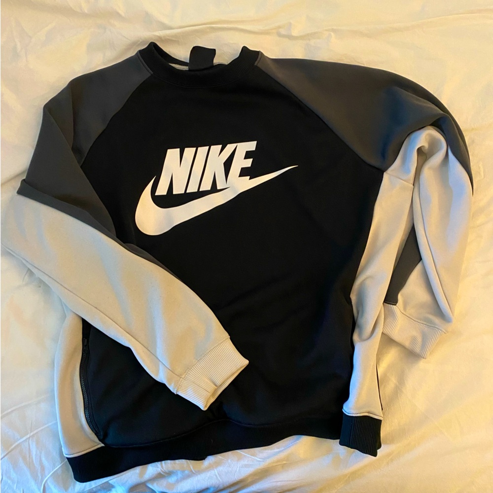Nike Pullover Sweater